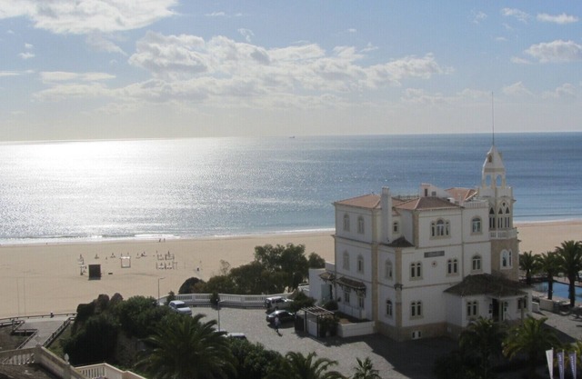 Giraffe - 50m from the Beach. 2 bedrooms, 2 WC, AC, WiFi, Sea View, Park
