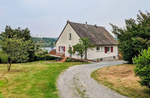 Gite Éguzon-Chantôme, 2 bedrooms, 6 persons