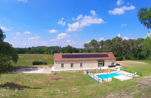 Gite 10 Personnes Piscine 5 ch 4 sdb