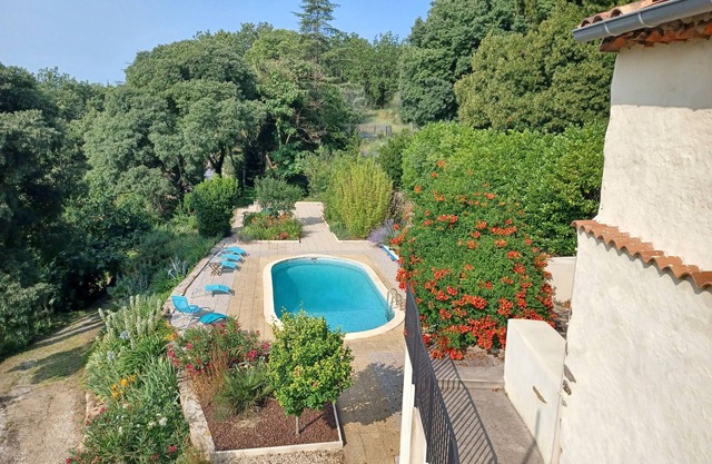 Gite 120 m2 with private pool, in a 19th century farmhouse in the heart of nature