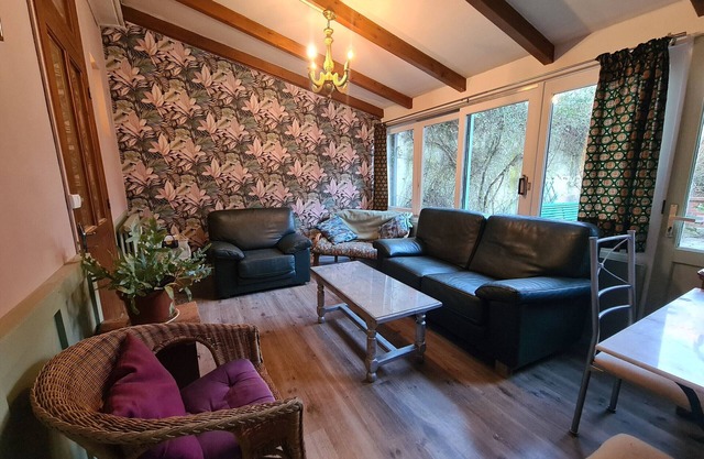 Gite Aigurande, 4 bedrooms, 13 persons