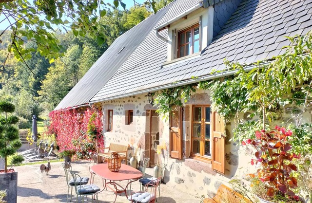 Gite Anglards-de-Salers, 2 bedrooms, 4 persons