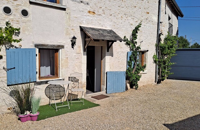 GITE ANGULUS RIDET - GRAPEVINE - Gîte 4/6 people