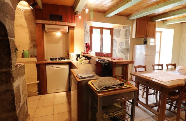 Gite Antignac, 3 bedrooms, 6 persons