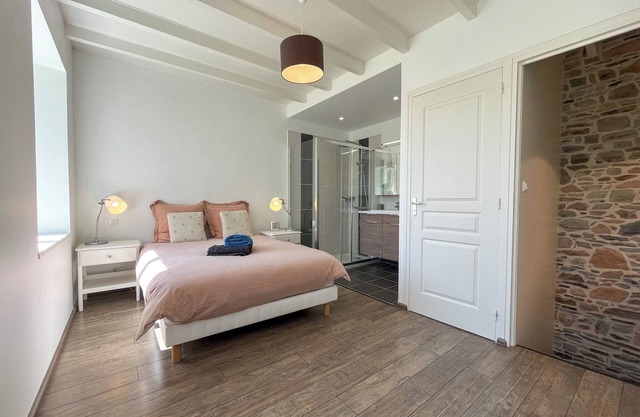 Gîte close to Le Rozel beach and the GR 223 footpath