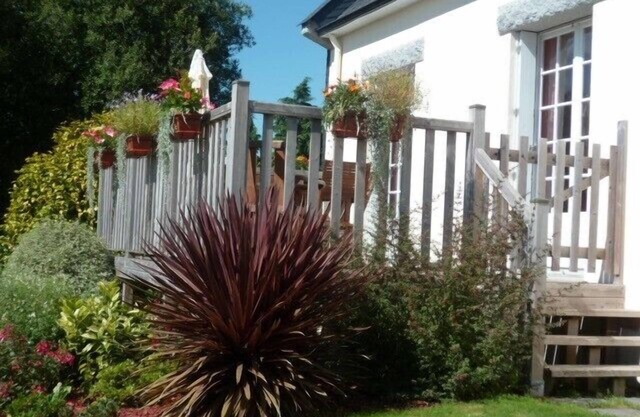 GITE DE LIORS CANAP enclosed garden, calm and comfort in the countryside, internet wifi.