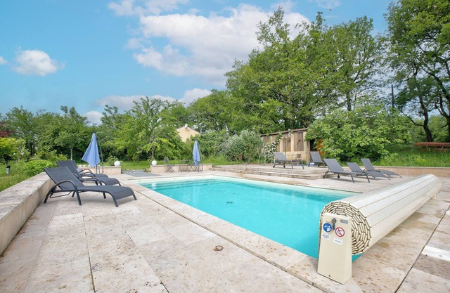 Gîte Déodatus in Cladech – House with Garden, Saltwater Pool, and Air Conditioning