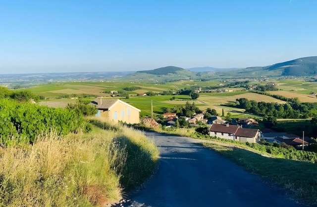 Gîte 'Gite De Clairette Et Nono' with Private Terrace and Wi-Fi
