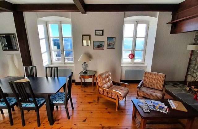 Gite La Coustourelle - Appartement T4 en coeur de village