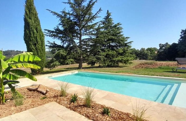 Gite LOT'ivier Piscine Nature Lot