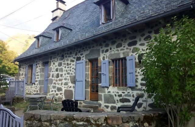 Gite Mandailles-Saint-Julien, 2 bedrooms, 4 persons