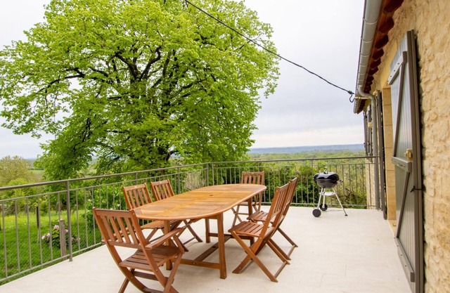 Gite Nailhac, 2 bedrooms, 4 persons