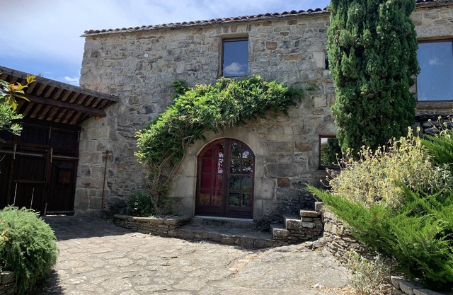 Gîte on the border of Ardèche and Cévennes for 4- 8 people