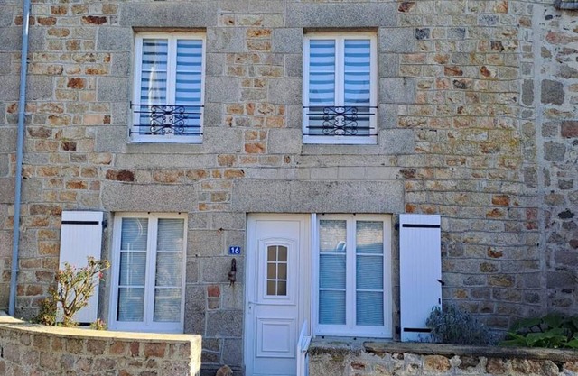 Gite Réville, 2 bedrooms, 4 persons