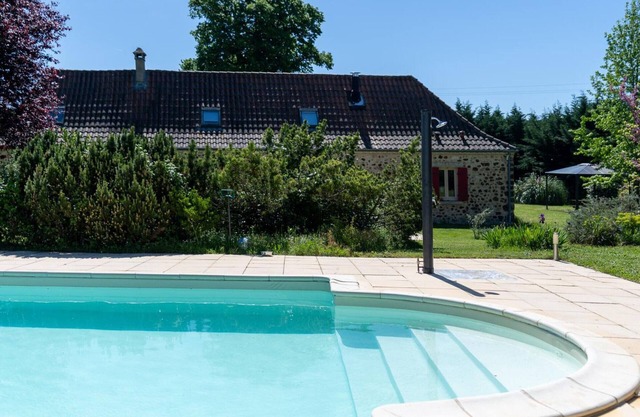 Gite Rouffignac-Saint-Cernin-de-Reilhac, 3 bedrooms, 6 persons