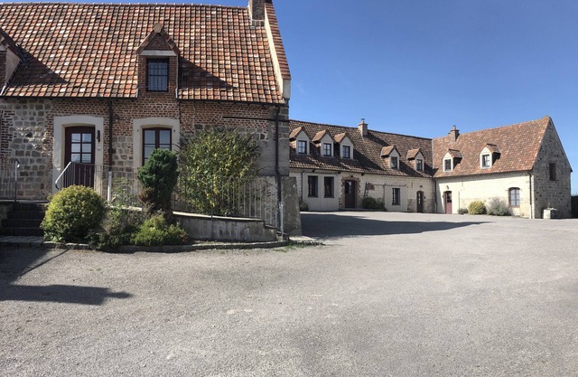 Gîte with covered swimming pool on the Opal Coast