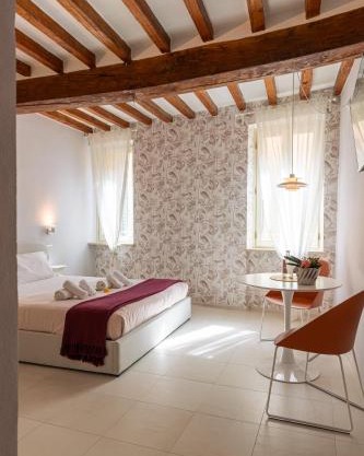 GLAM PARMA