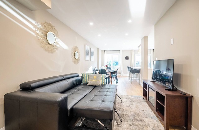 GLOBALSTAY. Modern 4Bedroom Townhouse near Richmond Green Park