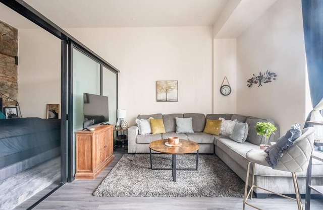 GLOBALSTAY. Modern 1BD Apartment in DT Hamilton. Free Parking