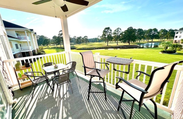 Golfers' Paradise:Luxe Condo w/Stunning Golf Views
