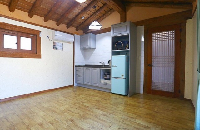 Gongju Sangsin Heuljip Pension