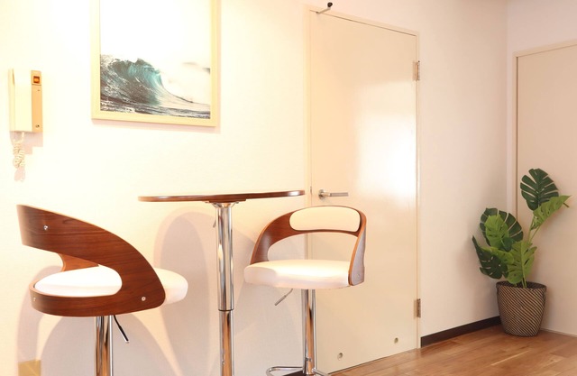 Good access to Kamakura and Enoshima/2DK50 sq.m. Exclusive! Top floor/Near station/Up to 3 adults