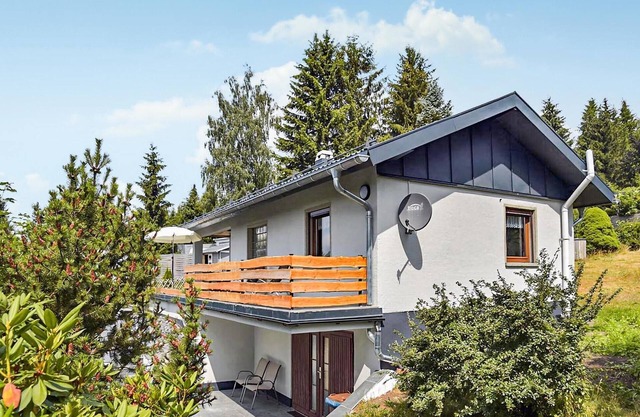 Gorgeous home in Goldlauter-Heidersbach