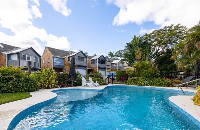 Gorgeous & family friendly 4 bedroom home