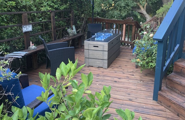 Gorgeous Hayward Hills Solar Home with EV Level 2 Charger