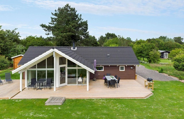 Gorgeous home in Dannemare with kitchen