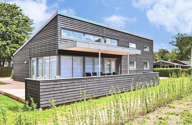 Gorgeous home in Juelsminde with sauna
