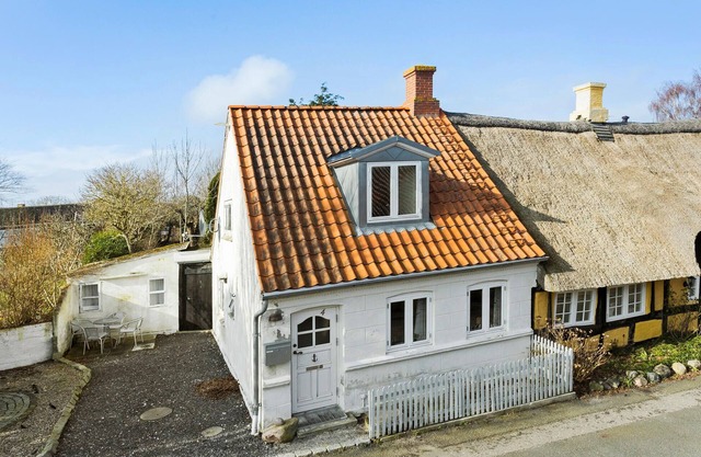 Gorgeous home in Marstal with WiFi