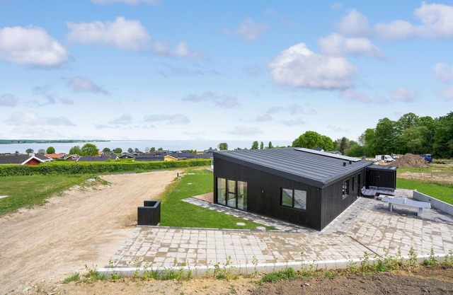 Gorgeous home in Sjølund with kitchen
