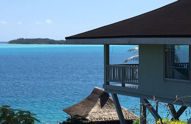 Gorgeous Lagoonfront Villa In Bora Bora Perfect spot for honeymooners & families
