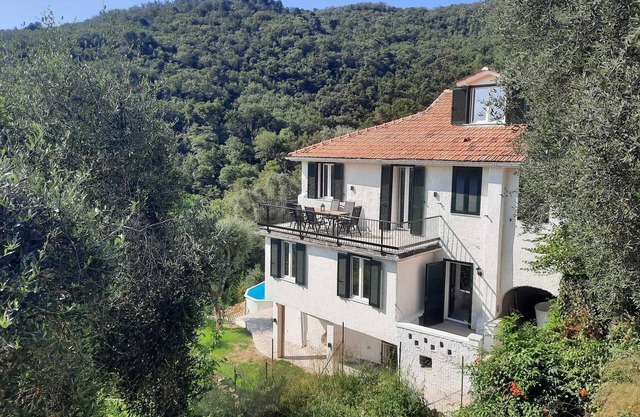 Gorgeous villa in Liguria Andora 10 minutes from the beachesnn