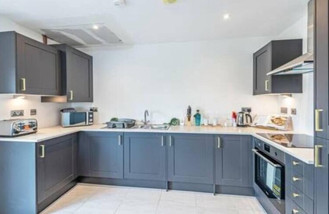 Gospel Heights Two Bed Apt