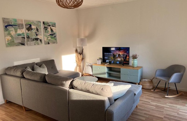 Grüne Idylle nahe Hauptbahnhof & Hufeisensee mit Parkplatz & Terrasse