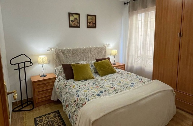 Granada at a step, feel at home.