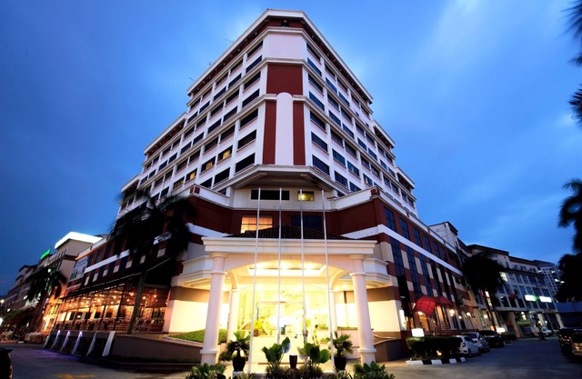 Grand Barakah Hotel