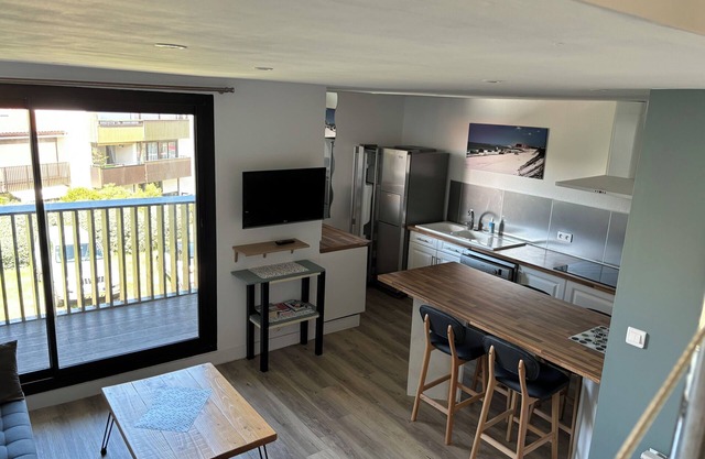 Grand Design T2 53m2 very well equipped and close to all conveniences