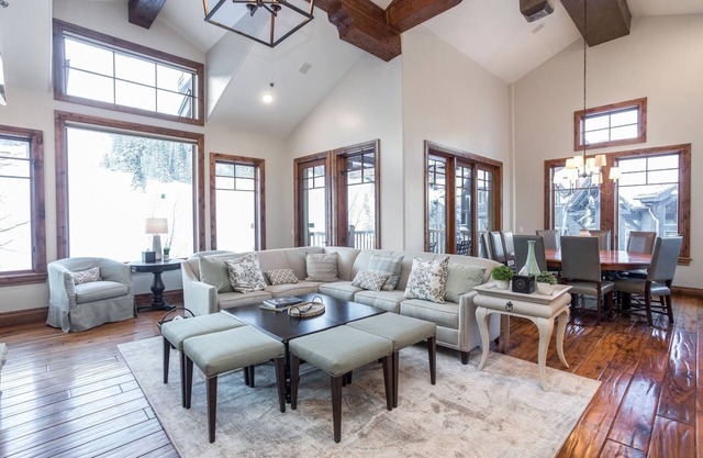 Grand Lodge at Deer Valley Resort - Five Bedroom Residence #402 - Ski-in/ski-out