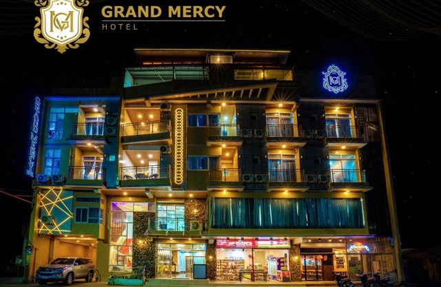 Grand Mercy Hotel