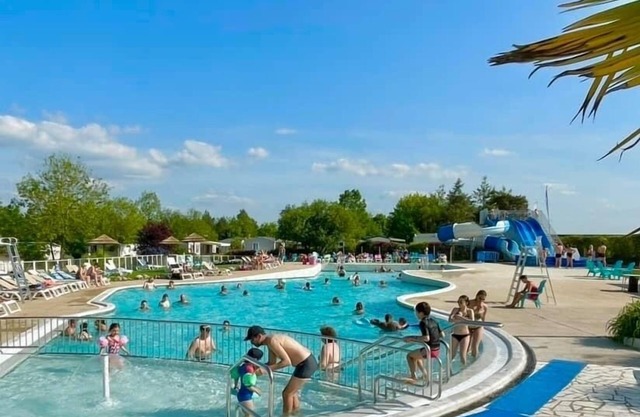 Grand Mobil Home au Cœur des Châteaux de la Loire