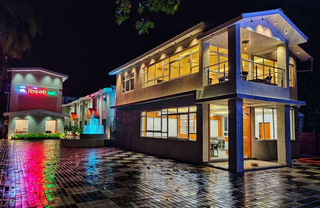 Grand Shivneri Resort