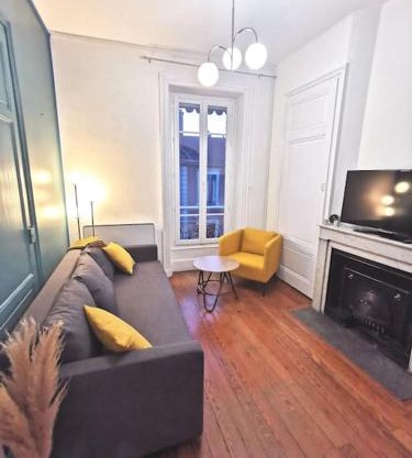 Grand T1 Bis Charme de l'ancien ProxGare/Métro/Bus