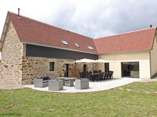 Grande maison familiale avec sauna privé, jeux extérieurs - FR-1-497-136