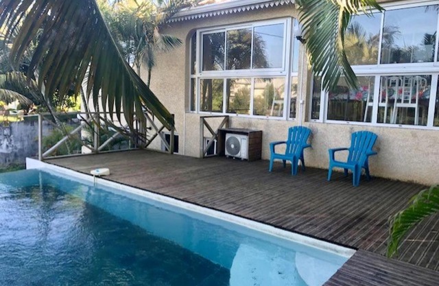 Grande maison avec jardin et piscine à Saint-Joseph