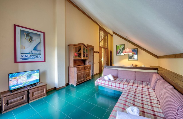 Grange Hike & Ski - 33C Sestriere, Sestriere (Grange Sises), Italy