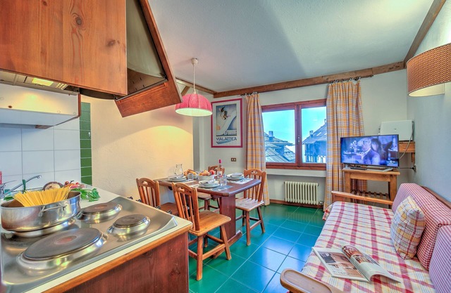 Grange Hike & Ski - 13D Sestriere, Sestriere (Grange Sises), Italy