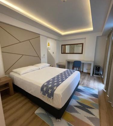 Grau Business Hotel